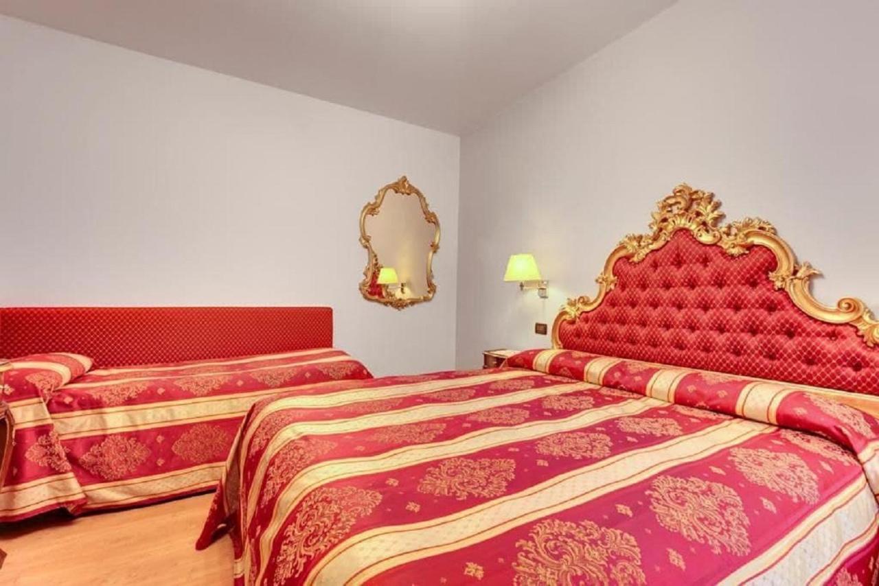 Heart Of Biennale Apartment Venice Exterior photo